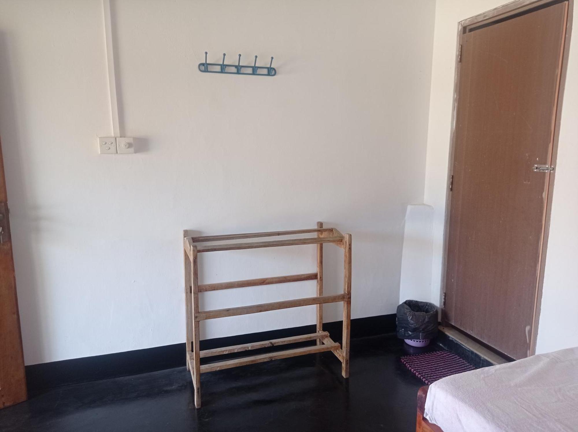Silver Beach Hotel Trincomalee Exterior photo