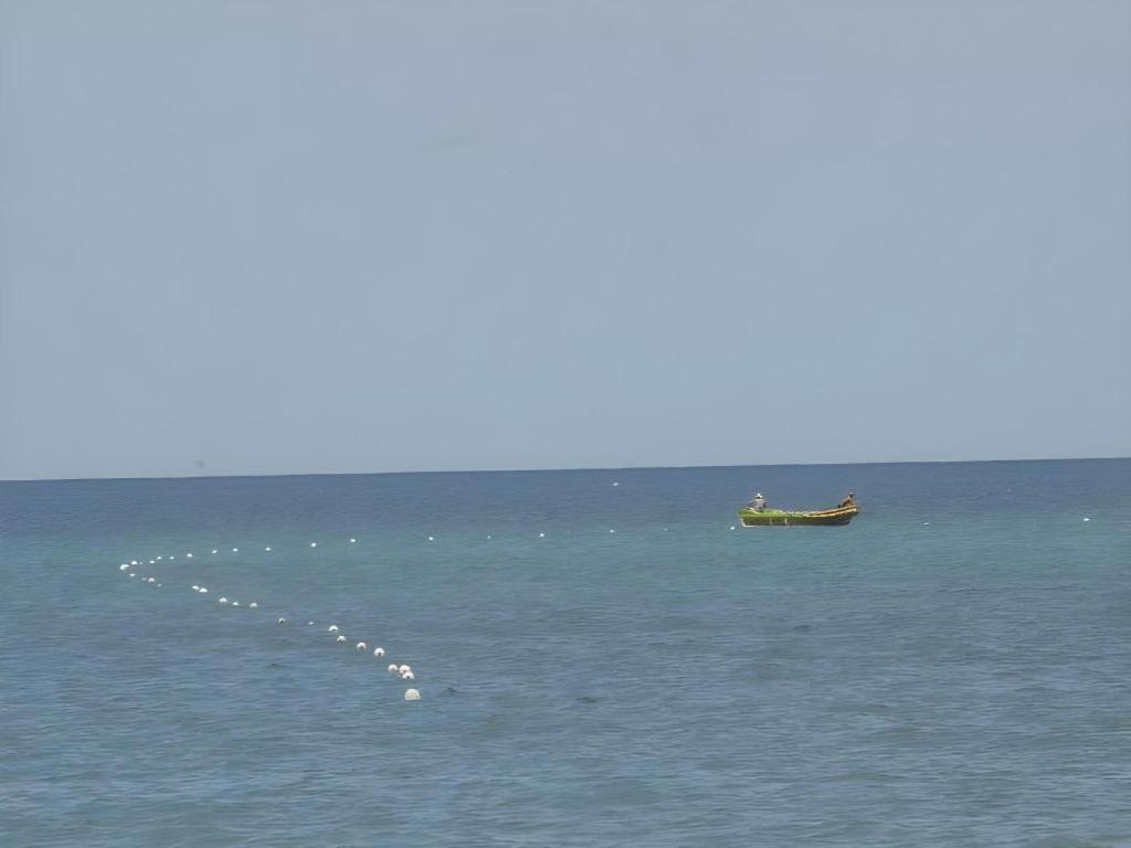 Silver Beach Hotel Trincomalee Exterior photo